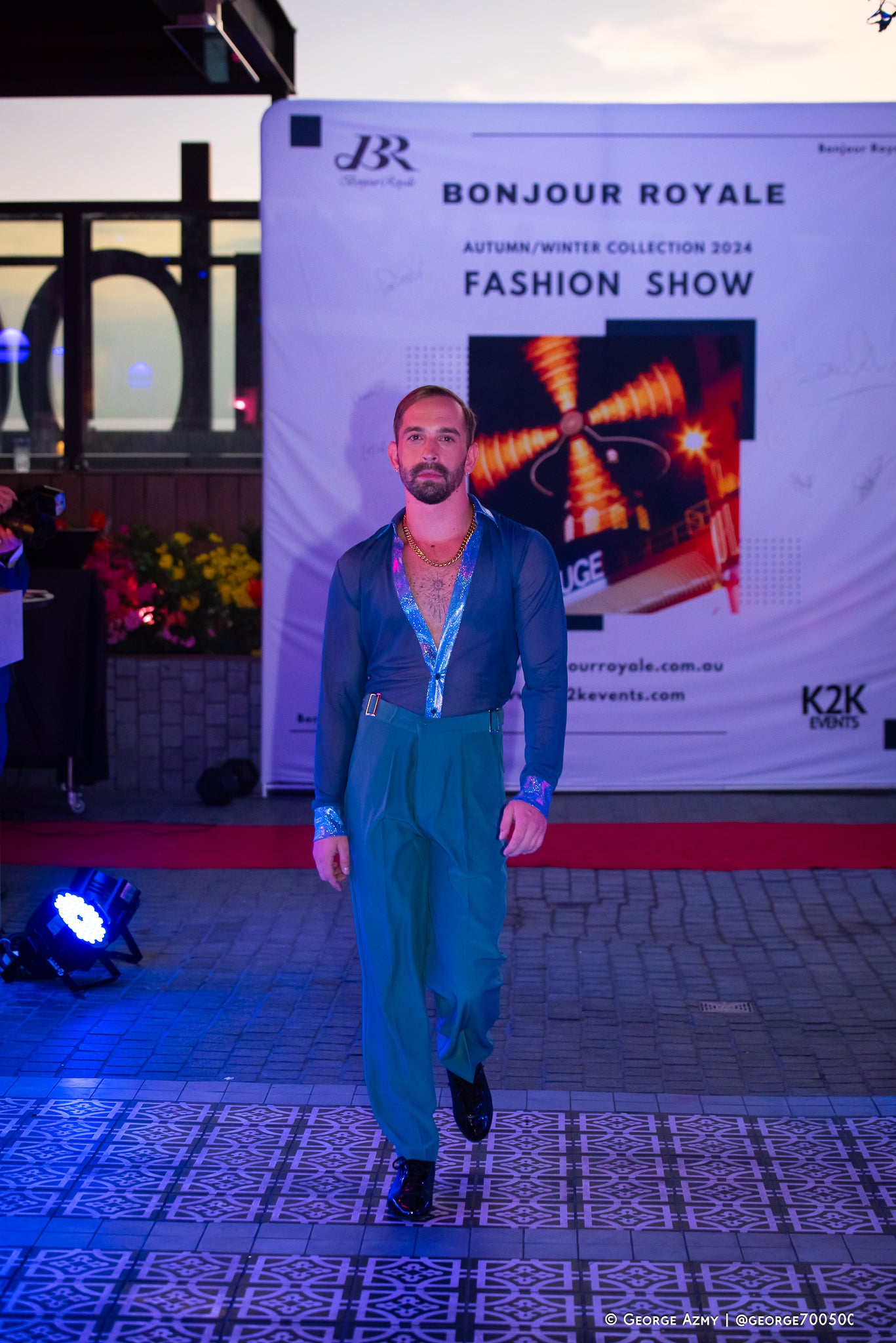 Autumn/Winter Fashion Show Men's Latin Stage Couture